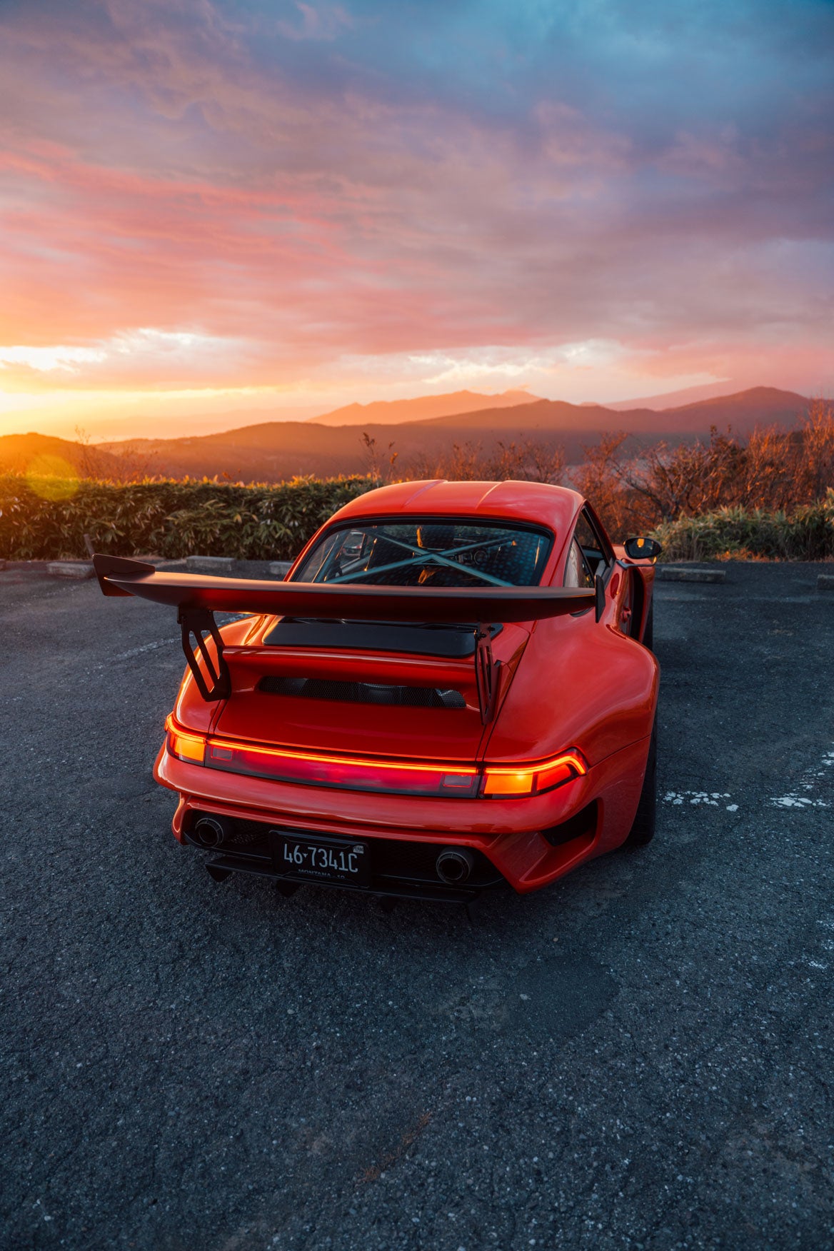 Gunther Werks Porsche Sunset