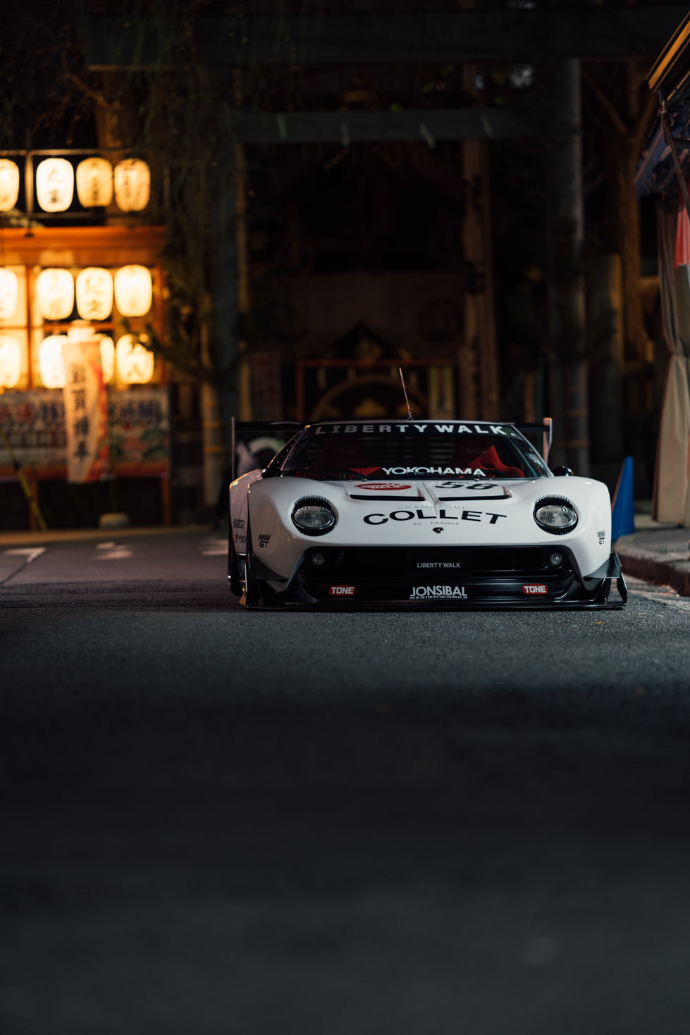 Liberty Walk Miura