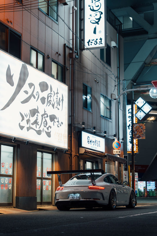 Porsche 3RS Osaka Lights